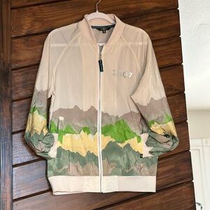 Men Houston White wind breaker size Small